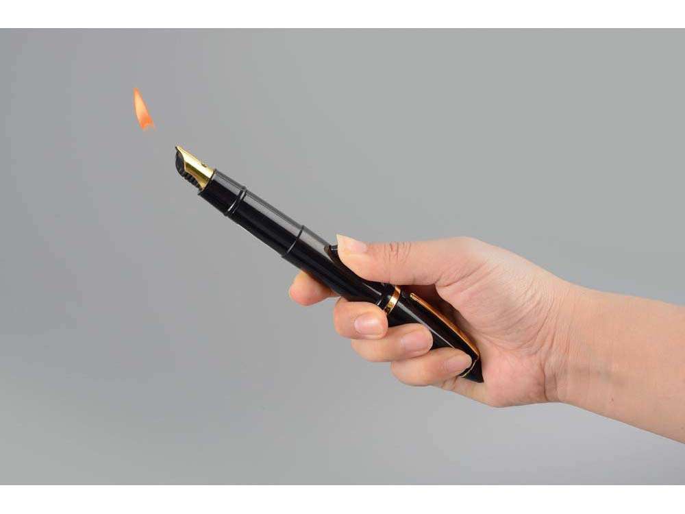 Набор: ручка-зажигалка, пепельница Акра, черный/золотистый